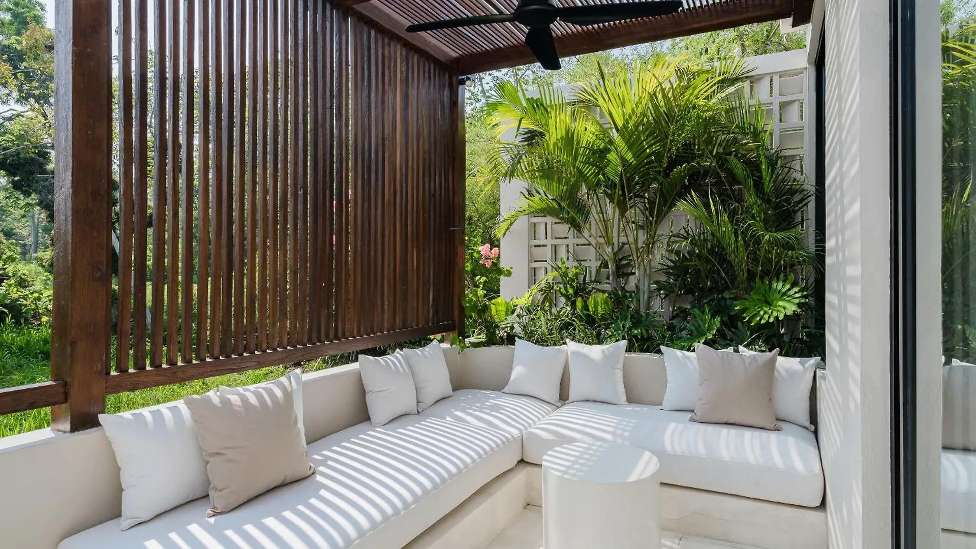 Tropical Villa With Pool In Bingin Pecatu